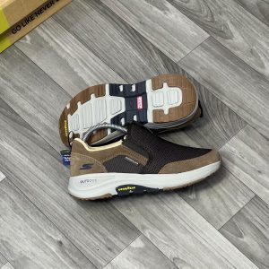 Skechers go walk outdoors brown 2